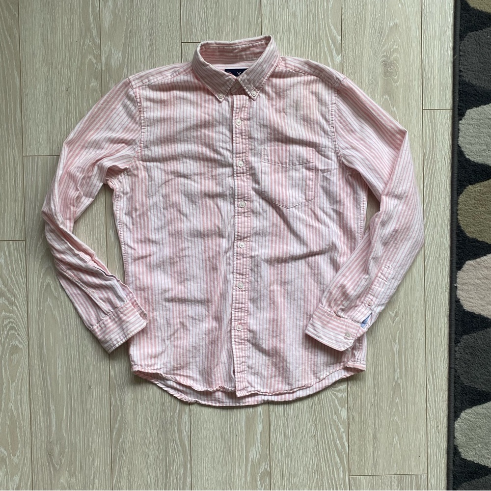 American Eagle Button Down